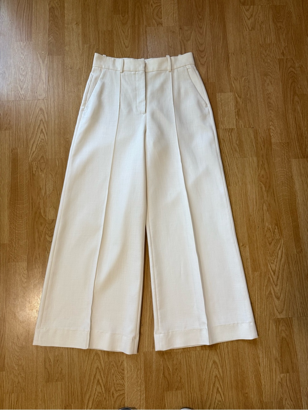 Zara Wide-Leg Cream Trousers with Pleats - Size M